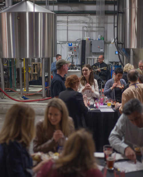 16 In a microbrewery, locals and tourists alike chat over a drink